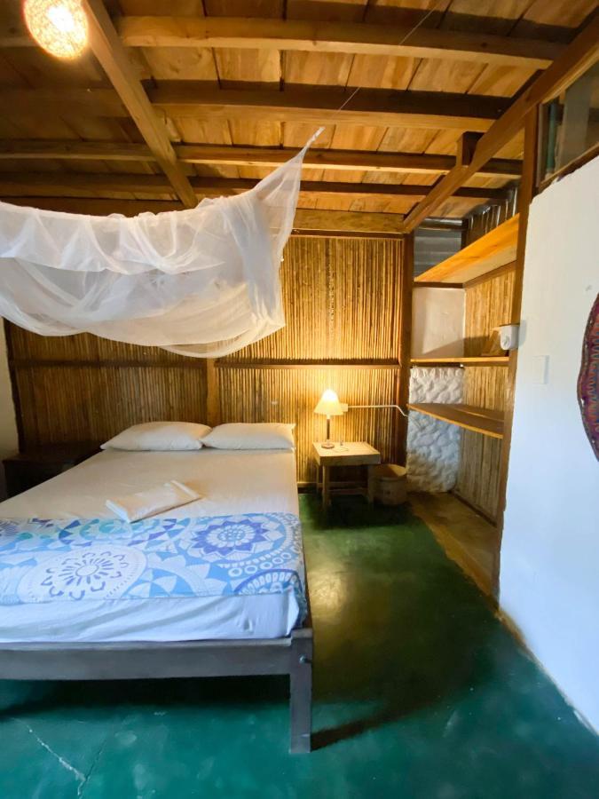 Hostal Zinpar 帕洛米诺 外观 照片