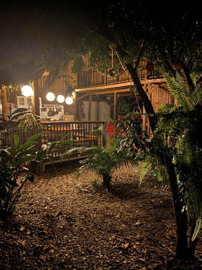 Hostal Zinpar 帕洛米诺 外观 照片