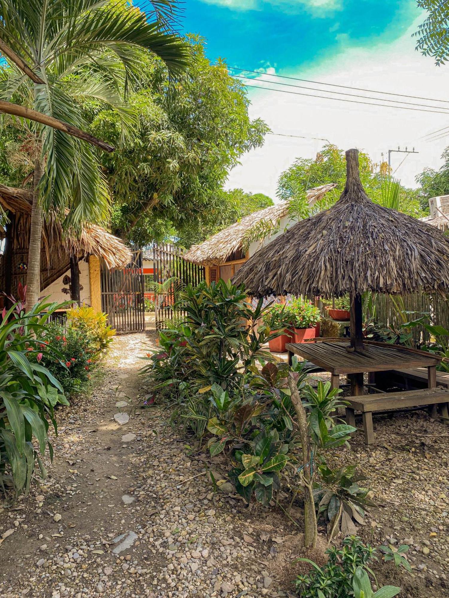 Hostal Zinpar 帕洛米诺 外观 照片