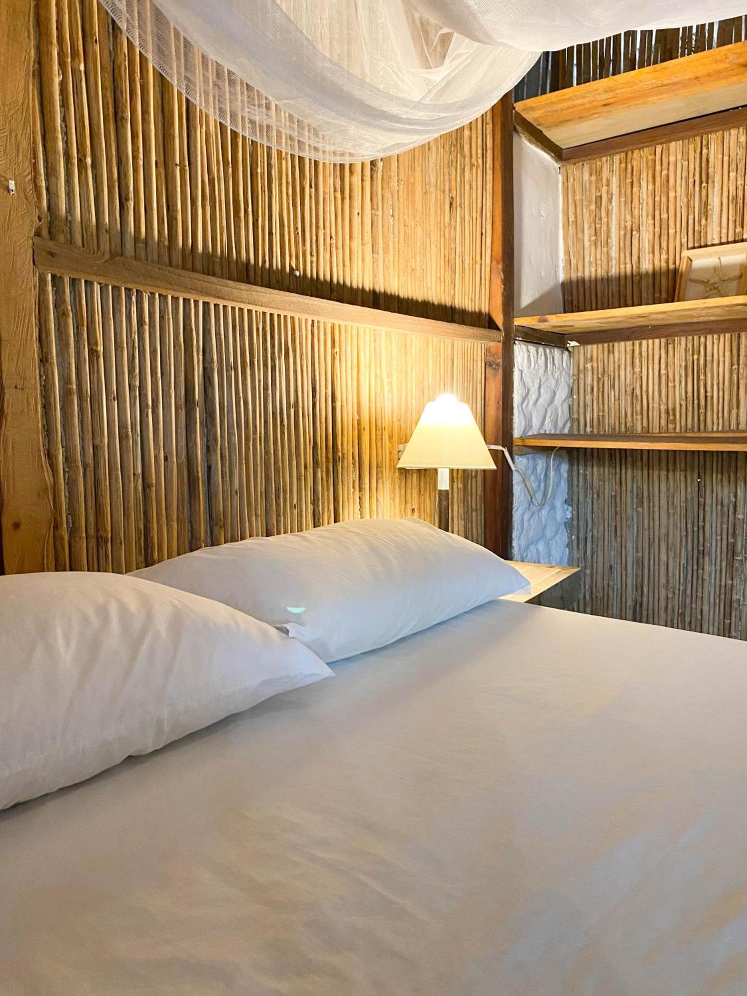 Hostal Zinpar 帕洛米诺 外观 照片