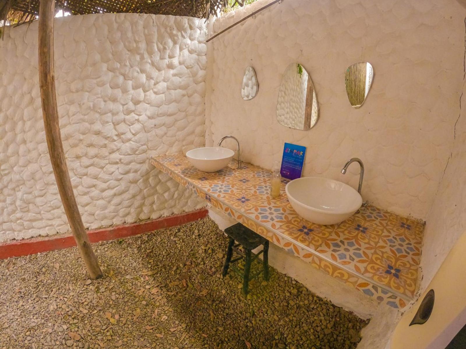 Hostal Zinpar 帕洛米诺 外观 照片